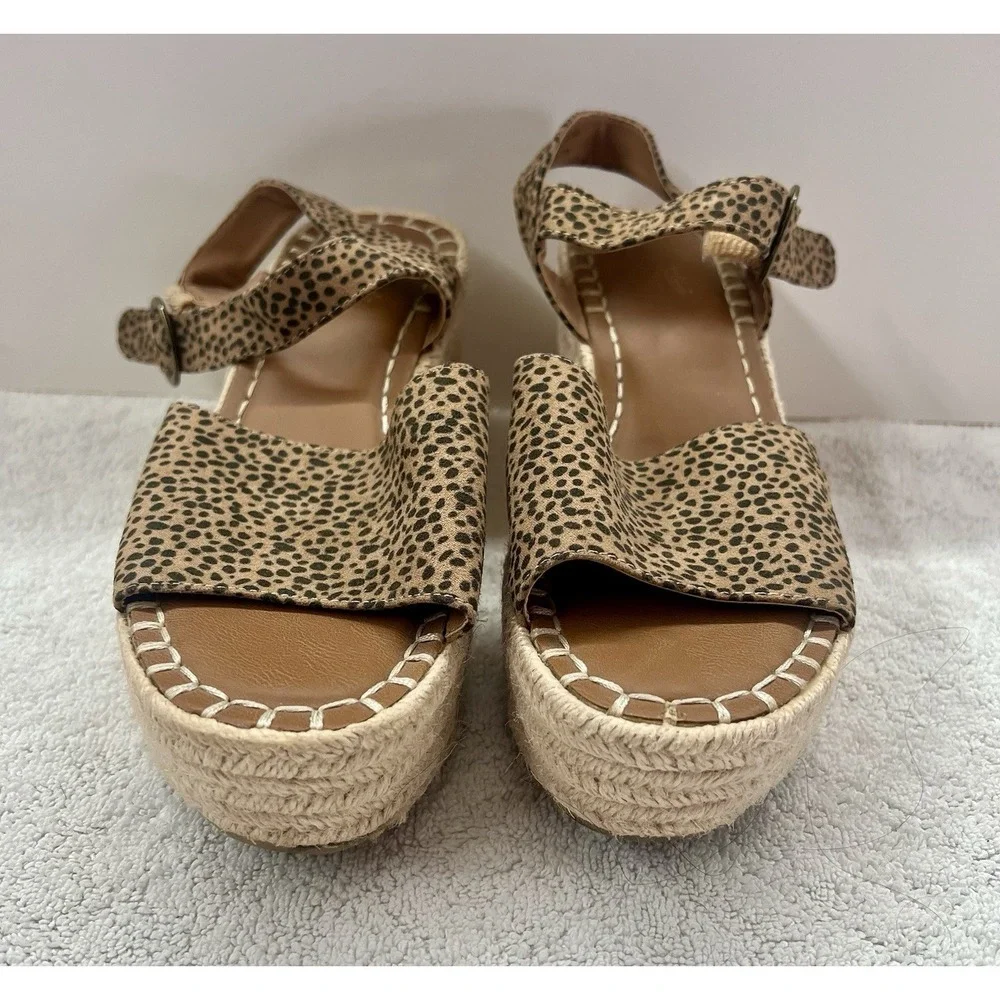 Universal Threads womens cheetah print platform espadrille wedge sandals size 7‎